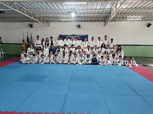 02/08 - Troca de Faixa de Judô — foto 15