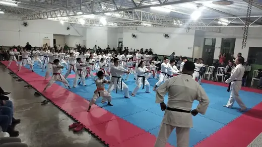 08/07 - Troca de Faixa de Karatê — foto 36